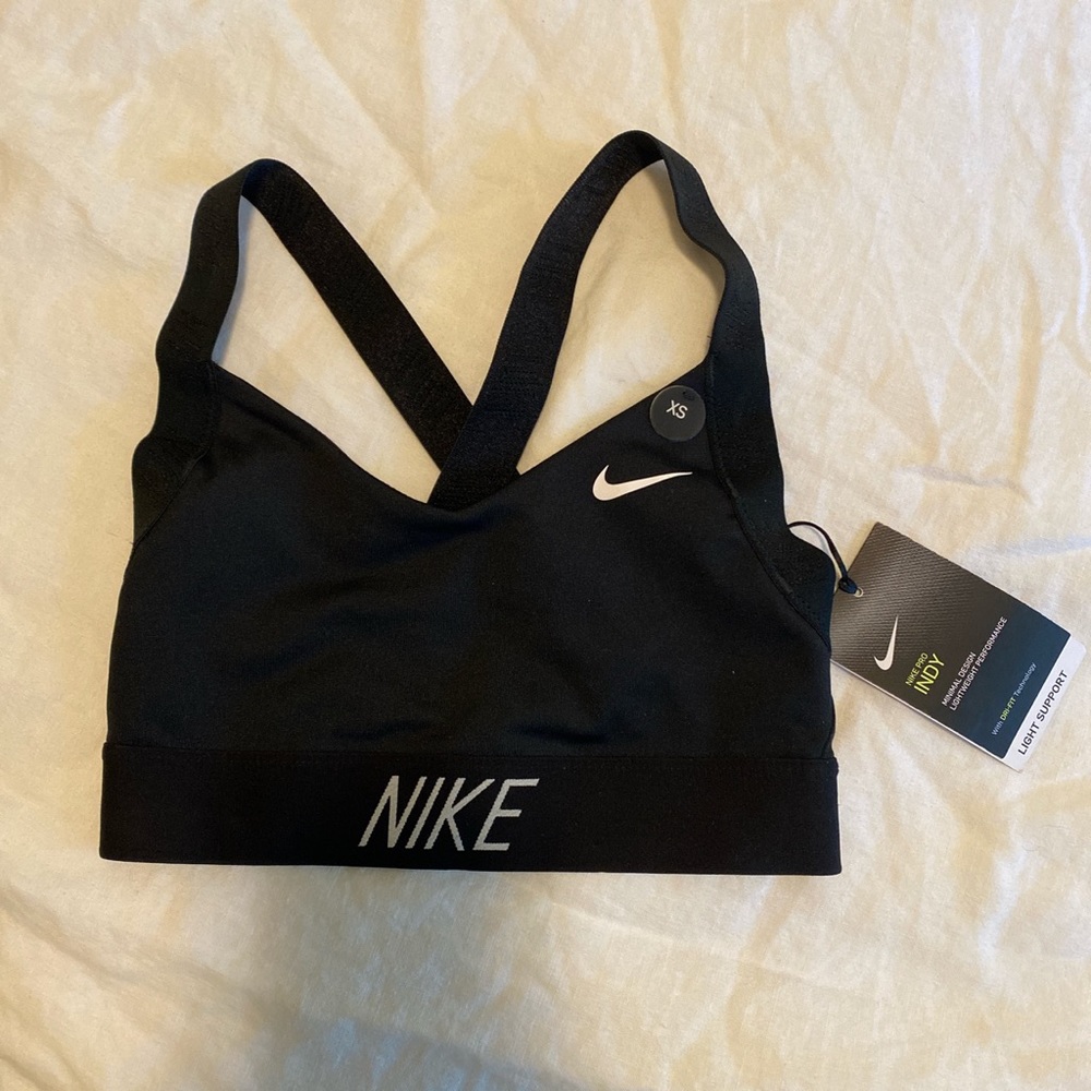 NWT - XS - Nike Sports Bra